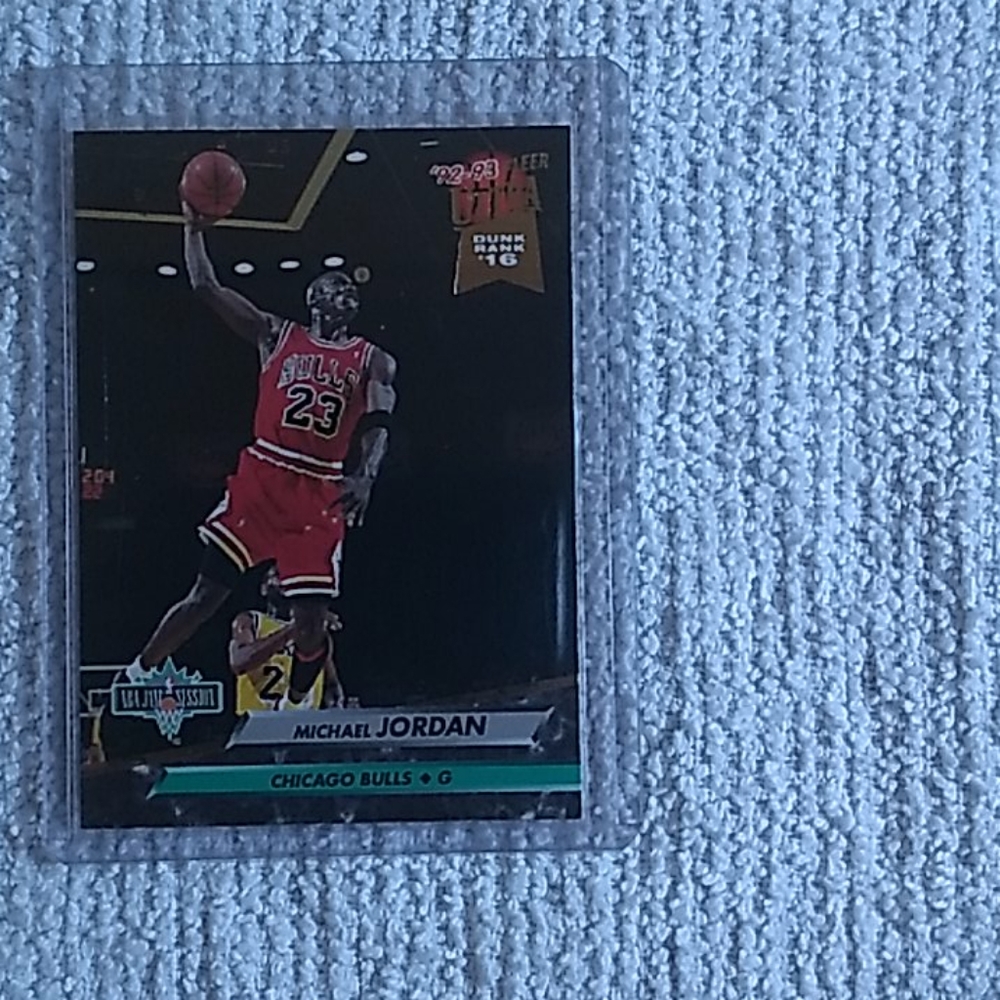 NBA collectable/trading card